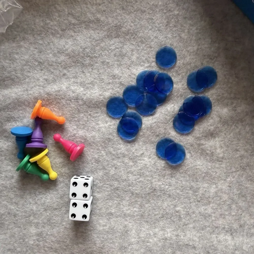 Vintage Sagarian  A Game of Knowledge Strategy and Luck Board Game 1996